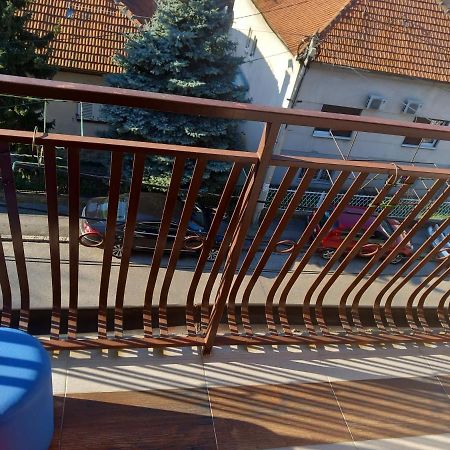 Cosy Rooftop Studio With Balcony Белград Екстер'єр фото