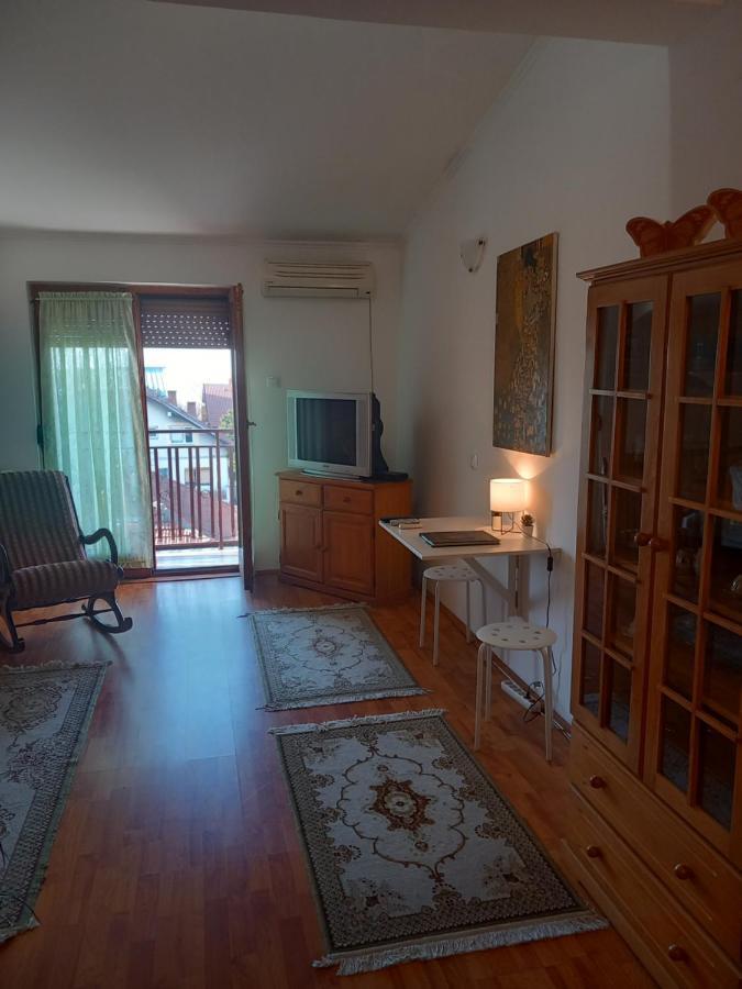 Cosy Rooftop Studio With Balcony Белград Екстер'єр фото